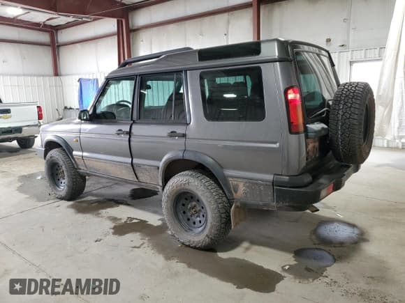 ✅ 2004 Land Rover Discovery SE • VIN: SALTY19404A843478 • Лот: 90023555. Опубликован ранее на Copart с пробегом 141 054 миль. Бесплатный доступ к архиву аукционных продаж из США и подробный отчёт об истории автомобиля на DreamBid. Изображение 2.