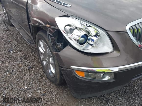 ✅ 2012 Buick Enclave Premium • VIN: 5GAKRDED9CJ395250 • Lot: 43739302. Listed on IAAI with 193,801 mi. Free auction sales archive from the USA and detailed vehicle history report at DreamBid. Image 17.