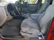 ✅ 2002 Chevrolet S-10 LS • VIN: 1GCCS19W328125227 • Лот: 71923304. Опубликован ранее на Copart с пробегом 146 872 миль. Бесплатный доступ к архиву аукционных продаж из США и подробный отчёт об истории автомобиля на DreamBid. Изображение 7.