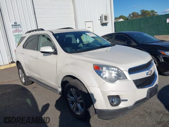 ✅ 2015 Chevrolet Equinox LT • VIN: 1GNALCEK1FZ131618 • Лот: 43760531. Опубликован ранее на IAAI с пробегом 123 238 миль. Бесплатный доступ к архиву аукционных продаж из США и подробный отчёт об истории автомобиля на DreamBid. Изображение 1.