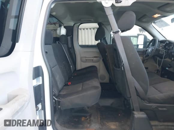 ✅ 2011 Chevrolet Silverado 2500HD • VIN: 1GB2KVCG9BZ313513 • Lot: 42517972. Wystawiony na IAAI z przebiegiem 209 577 mil. Bezpłatny archiwum sprzedaży aukcyjnych z USA i szczegółowy raport historii pojazdu na DreamBid. Zdjęcie 8.