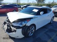 ✅ 2016 Hyundai Veloster • VIN: KMHTC6AD8GU291712 • Lot: 41329434. Wystawiony na IAAI z przebiegiem 175 039 mil. Bezpłatny archiwum sprzedaży aukcyjnych z USA i szczegółowy raport historii pojazdu na DreamBid. Zdjęcie 18.