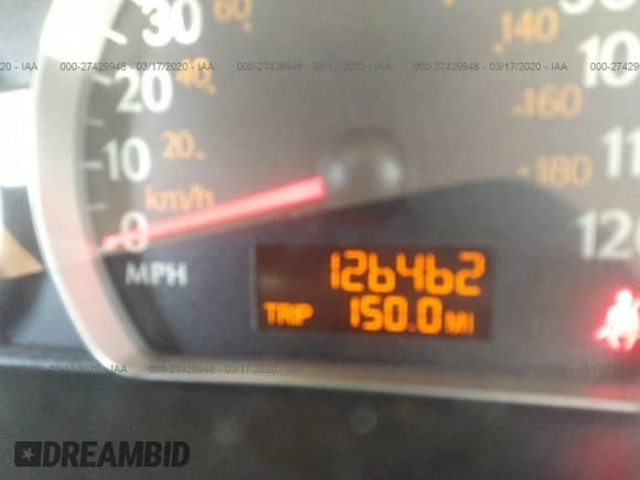 2004 Saturn ION ION 2 z VIN 1G8AJ52F94Z188383, wystawiony jako IAAI lot #41707135 z przebiegiem 126 462 mil mil oraz . Historia ofert i sprzedaży dostępna na DreamBid. Obrazek 7.