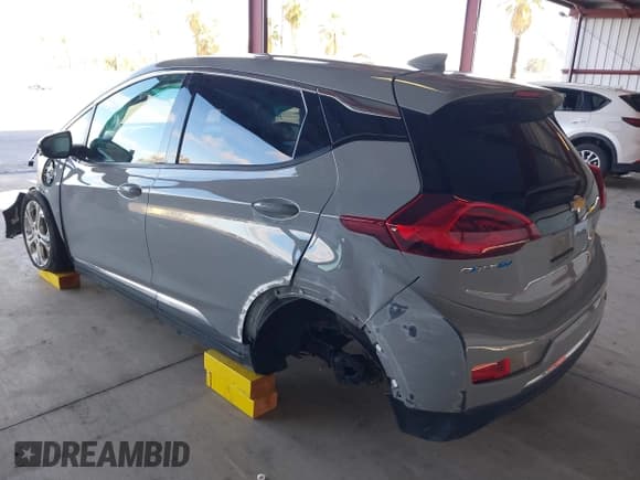 ✅ 2021 Chevrolet Bolt EV LT • VIN: 1G1FY6S06M4108438 • Lot: 41527377. Wystawiony na IAAI z przebiegiem 34 517 mil. Bezpłatny archiwum sprzedaży aukcyjnych z USA i szczegółowy raport historii pojazdu na DreamBid. Zdjęcie 3.