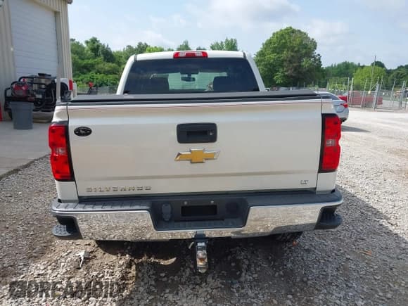 ✅ 2015 Chevrolet Silverado 1500 LT • VIN: 3GCPCREC2FG272700 • Lot: 42271264. Listed on IAAI with 122,189 mi. Free auction sales archive from the USA and detailed vehicle history report at DreamBid. Image 16.