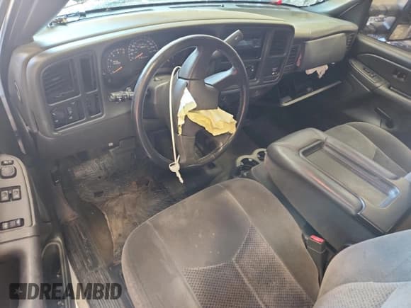 ✅ 2007 Chevrolet Silverado 2500HD LT2 • VIN: 1GCHK29D37E134058 • Lot: 81062735. Wystawiony na Copart z przebiegiem Nie podano. Bezpłatny archiwum sprzedaży aukcyjnych z USA i szczegółowy raport historii pojazdu na DreamBid. Zdjęcie 8.