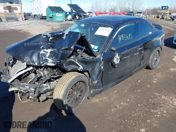 ✅ 2012 BMW 1 Series 128i • VIN: WBAUP9C59CVL91422 • Lot: 41563676. Listed on IAAI with 168,850 mi. Free auction sales archive from the USA and detailed vehicle history report at DreamBid. Image 2.