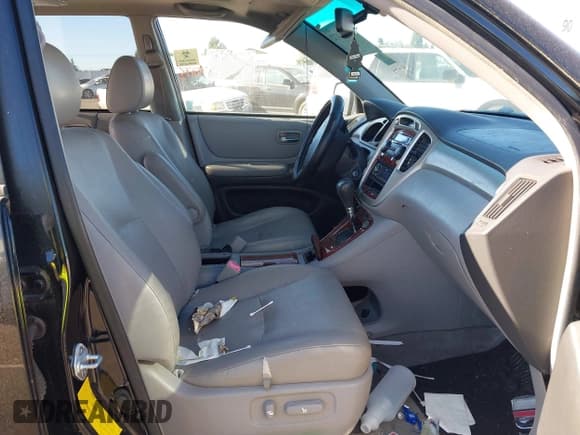 ✅ 2007 Toyota Highlander w/3rd Row • VIN: JTEEW21A270045177 • Lot: 42672472. Wystawiony na IAAI z przebiegiem Nie podano. Bezpłatny archiwum sprzedaży aukcyjnych z USA i szczegółowy raport historii pojazdu na DreamBid. Zdjęcie 5.