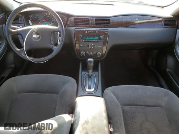 ✅ 2014 Chevrolet Impala LT • VIN: 2G1WB5E39E1126365 • Лот: 85757135. Опубликован ранее на Copart с пробегом 159 162 миль. Бесплатный доступ к архиву аукционных продаж из США и подробный отчёт об истории автомобиля на DreamBid. Изображение 8.