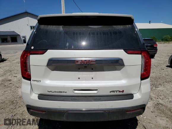 ✅ 2023 GMC Yukon XL AT4 • VIN: 1GKS2HKD1PR132549 • Lot: 56894574. Wystawiony na Copart z przebiegiem 17 350 mil. Bezpłatny archiwum sprzedaży aukcyjnych z USA i szczegółowy raport historii pojazdu na DreamBid. Zdjęcie 6.