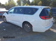 ✅ 2025 Chrysler Pacifica Hybrid Select • VIN: 2C4RC1S71SR577384 • Lot: 43540469. Wystawiony na IAAI z przebiegiem 16 557 mil. Bezpłatny archiwum sprzedaży aukcyjnych z USA i szczegółowy raport historii pojazdu na DreamBid. Zdjęcie 3.