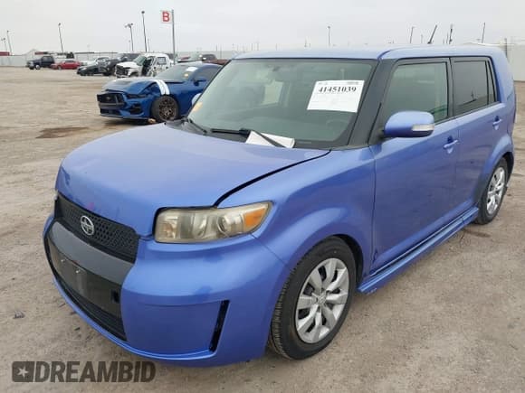 ✅ 2010 Scion xB • VIN: JTLZE4FEXA1110668 • Lot: 41451039. Wystawiony na IAAI z przebiegiem 269 999 mil. Bezpłatny archiwum sprzedaży aukcyjnych z USA i szczegółowy raport historii pojazdu na DreamBid. Zdjęcie 6.