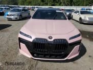 ✅ 2024 BMW 7 Series 760i xDrive • VIN: WBA33EJ01RCT01532 • Lot: 81979045. Wystawiony na Copart z przebiegiem Nie podano. Bezpłatny archiwum sprzedaży aukcyjnych z USA i szczegółowy raport historii pojazdu na DreamBid. Zdjęcie 5.