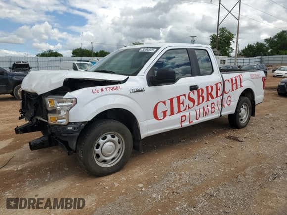 ✅ 2016 Ford F-150 XL • VIN: 1FTEX1C82GKF13354 • Lot: 56194925. Listed on Copart with 223,021 mi. Free auction sales archive from the USA and detailed vehicle history report at DreamBid. Image 1.