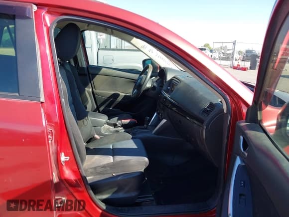 ✅ 2013 Mazda CX-5 Sport • VIN: JM3KE2BE0D0150332 • Lot: 43334726. Wystawiony na IAAI z przebiegiem 123 818 mil. Bezpłatny archiwum sprzedaży aukcyjnych z USA i szczegółowy raport historii pojazdu na DreamBid. Zdjęcie 5.