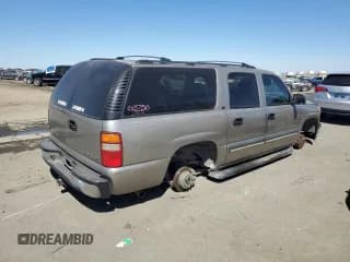 ✅ 2002 Chevrolet Suburban LT • VIN: 3GNEC16ZX2G333403 • Lot: 71468904. Wystawiony na Copart z przebiegiem Nie podano. Bezpłatny archiwum sprzedaży aukcyjnych z USA i szczegółowy raport historii pojazdu na DreamBid. Zdjęcie 3.