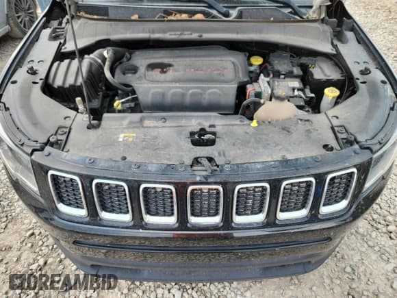 ✅ 2018 Jeep Compass Latitude • VIN: 3C4NJDBB1JT422954 • Lot: 71838395. Wystawiony na Copart z przebiegiem 79 841 mil. Bezpłatny archiwum sprzedaży aukcyjnych z USA i szczegółowy raport historii pojazdu na DreamBid. Zdjęcie 12.