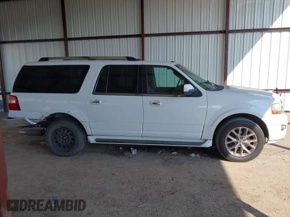 ✅ 2016 Ford Expedition Max Limited • VIN: 1FMJK1KT2GEF49798 • Lot: 43369858. Wystawiony na IAAI z przebiegiem 165 651 mil. Bezpłatny archiwum sprzedaży aukcyjnych z USA i szczegółowy raport historii pojazdu na DreamBid. Zdjęcie 13.