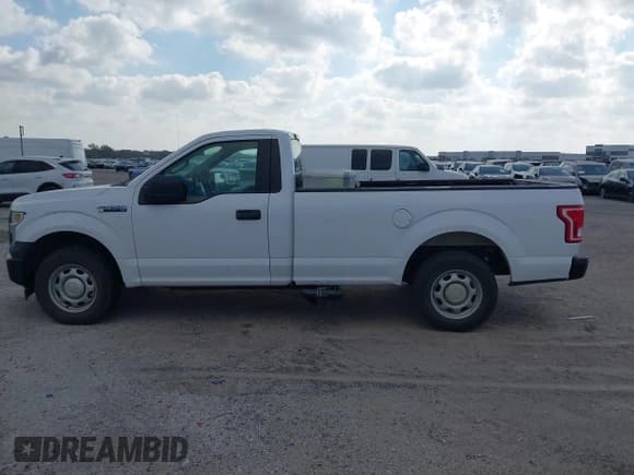 ✅ 2017 Ford F-150 XL • VIN: 1FTMF1C89HKE03935 • Lot: 43685467. Listed on IAAI with 232,680 mi. Free auction sales archive from the USA and detailed vehicle history report at DreamBid. Image 14.