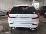 ✅ 2024 Volvo XC60 Plus Dark Theme • VIN: YV4H60DL5R1782435 • Lot: 42910415. Listed on IAAI with 30,065 mi. Free auction sales archive from the USA and detailed vehicle history report at DreamBid. Image 17.