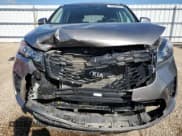 ✅ 2019 Kia Sorento LX • VIN: 5XYPG4A30KG553464 • Lot: 70380475. Listed on Copart with 93,324 mi. Free auction sales archive from the USA and detailed vehicle history report at DreamBid. Image 5.