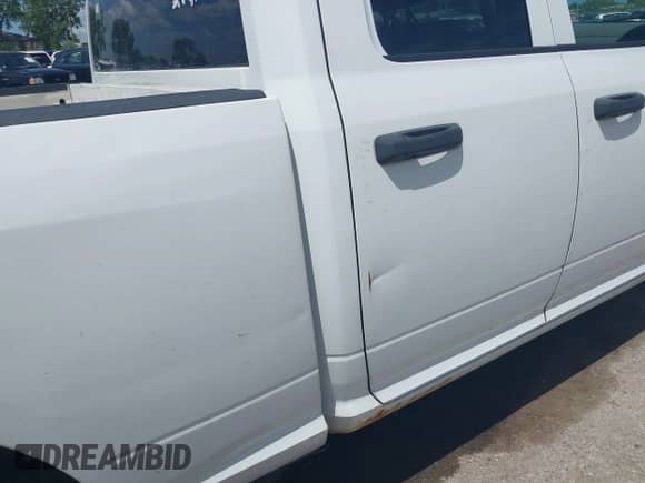 2016 Ram 1500 Express with VIN 1C6RR7FT8GS166537, listed as a IAAI auction lot 42563310 with 292,444 mi miles and . Bid and sale history available at DreamBid. Image 6.