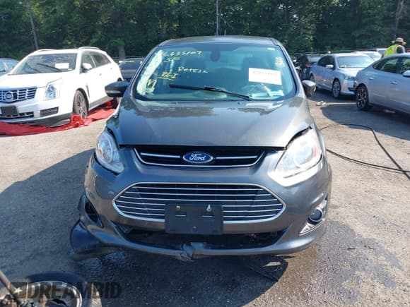 ✅ 2016 Ford C-Max SEL • VIN: 1FADP5CU1GL102804 • Lot: 42635107. Listed on IAAI with Not provided. Free auction sales archive from the USA and detailed vehicle history report at DreamBid. Image 13.