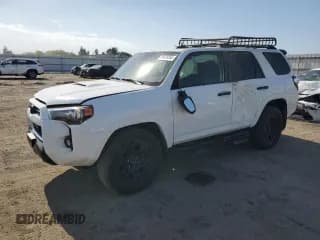 ✅ 2021 Toyota 4Runner Venture • VIN: JTEHU5JR7M5957229 • Лот: 54978255. Опубликован ранее на Copart с пробегом 31 264 миль. Бесплатный доступ к архиву аукционных продаж из США и подробный отчёт об истории автомобиля на DreamBid. Изображение 1.