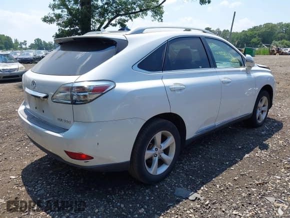 ✅ 2011 Lexus RX 350 • VIN: 2T2BK1BA2BC113810 • Lot: 42757291. Wystawiony na IAAI z przebiegiem 138 656 mil. Bezpłatny archiwum sprzedaży aukcyjnych z USA i szczegółowy raport historii pojazdu na DreamBid. Zdjęcie 4.
