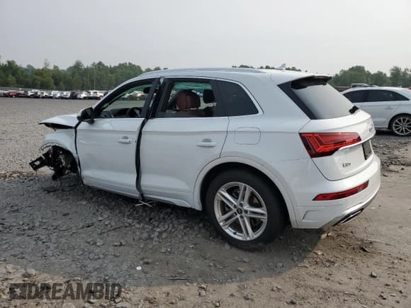 ✅ 2021 Audi Q5 Premium Plus • VIN: WA1E2AFY4M2136056 • Лот: 67061685. Опубликован ранее на Copart с пробегом Не указан. Бесплатный доступ к архиву аукционных продаж из США и подробный отчёт об истории автомобиля на DreamBid. Изображение 2.