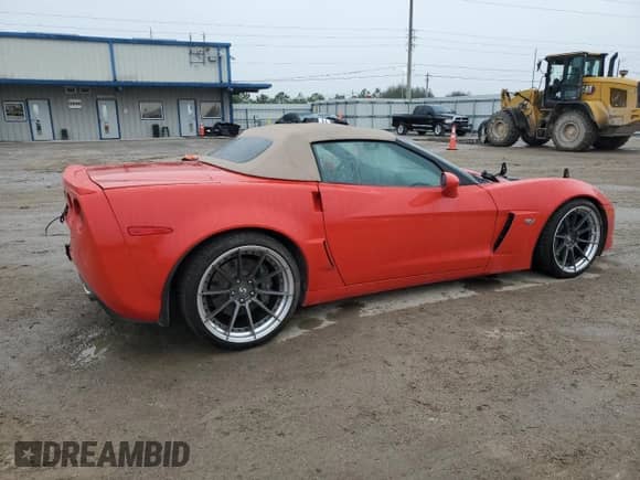 2013 Chevrolet Corvette 427 1SB with VIN 1G1YY3DE5D5702223, listed as a Copart auction lot 39260444 with 55,937 mi miles and Salvage title. Bid and sale history available at DreamBid. Image 3.