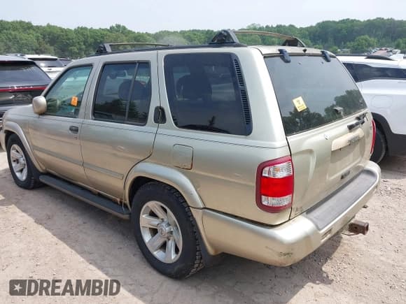 ✅ 2002 Nissan Pathfinder SE • VIN: JN8DR09Y42W731048 • Lot: 42407356. Wystawiony na IAAI z przebiegiem Nie podano. Bezpłatny archiwum sprzedaży aukcyjnych z USA i szczegółowy raport historii pojazdu na DreamBid. Zdjęcie 3.