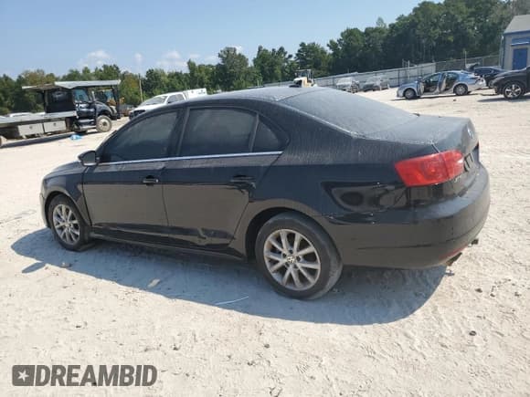 ✅ 2013 Volkswagen Jetta SE • VIN: 3VWDX7AJ2DM429489 • Лот: 81315285. Опубликован ранее на Copart с пробегом 230 487 миль. Бесплатный доступ к архиву аукционных продаж из США и подробный отчёт об истории автомобиля на DreamBid. Изображение 2.
