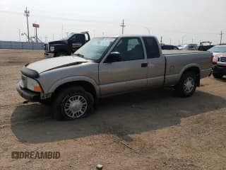 ✅ 2001 GMC Sonoma SLS 1SH • VIN: 1GTDT19W618233552 • Lot: 64511814. Wystawiony na Copart z przebiegiem 97 794 mil. Bezpłatny archiwum sprzedaży aukcyjnych z USA i szczegółowy raport historii pojazdu na DreamBid. Zdjęcie 1.