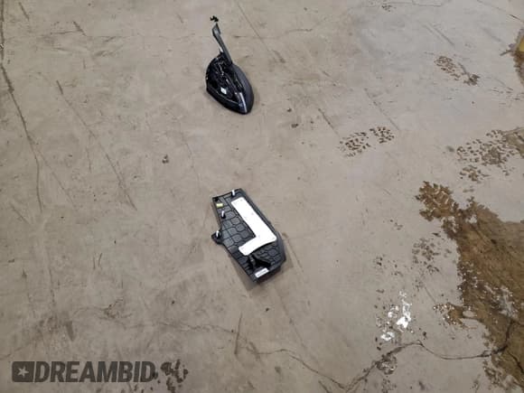 ✅ 2023 Hyundai Tucson Blue • VIN: KM8JBCA10PU130642 • Lot: 78452044. Wystawiony na Copart z przebiegiem 7 843 mil. Bezpłatny archiwum sprzedaży aukcyjnych z USA i szczegółowy raport historii pojazdu na DreamBid. Zdjęcie 13.