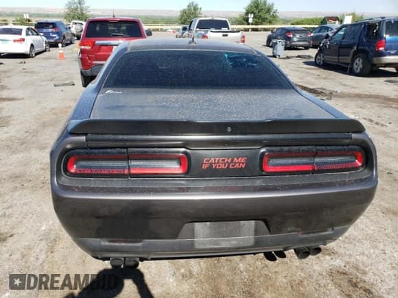 ✅ 2016 Dodge Challenger R/T Scat Pack • VIN: 2C3CDZFJ4GH345659 • Lot: 57662504. Wystawiony na Copart z przebiegiem 110 314 mil. Bezpłatny archiwum sprzedaży aukcyjnych z USA i szczegółowy raport historii pojazdu na DreamBid. Zdjęcie 6.