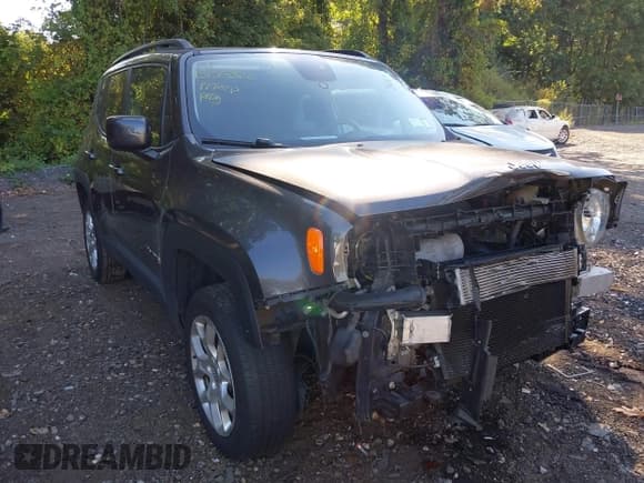 ✅ 2017 Jeep Renegade Latitude • VIN: ZACCJBBB6HPE75436 • Lot: 43135320. Listed on IAAI with 129,146 mi. Free auction sales archive from the USA and detailed vehicle history report at DreamBid. Image 6.