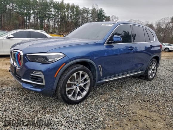 ✅ 2019 BMW X5 xDrive40i • VIN: 5UXCR6C50KLL01364 • Lot: 93639745. Listed on Copart with 68,572 mi. Free auction sales archive from the USA and detailed vehicle history report at DreamBid. Image 1.