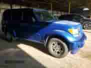 2008 Dodge Nitro R/T with VIN 1D8GT58668W127647, listed as a Copart auction lot 71934295 with 137,500 mi miles and Clean title. Bid and sale history available at DreamBid. Image 4.