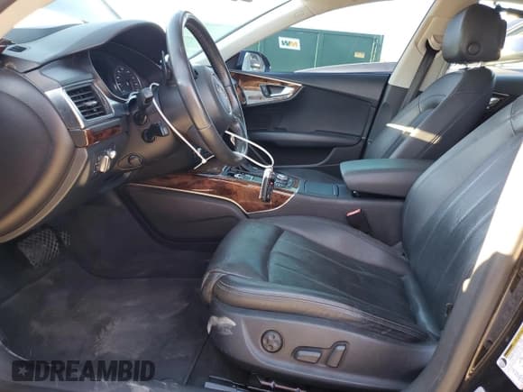 ✅ 2012 Audi A7 Prestige • VIN: WAUSGAFC1CN006406 • Лот: 90660235. Опубликован ранее на Copart с пробегом 132 408 миль. Бесплатный доступ к архиву аукционных продаж из США и подробный отчёт об истории автомобиля на DreamBid. Изображение 7.