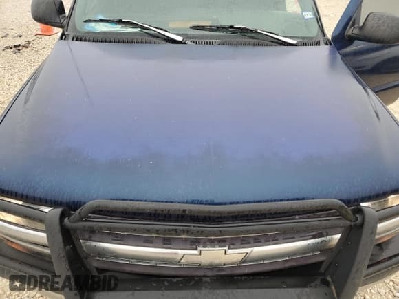 ✅ 2000 Chevrolet Silverado 1500 • VIN: 1GCEK14V9YZ235077 • Lot: 43021105. Listed on Copart with 172,099 mi. Free auction sales archive from the USA and detailed vehicle history report at DreamBid. Image 11.