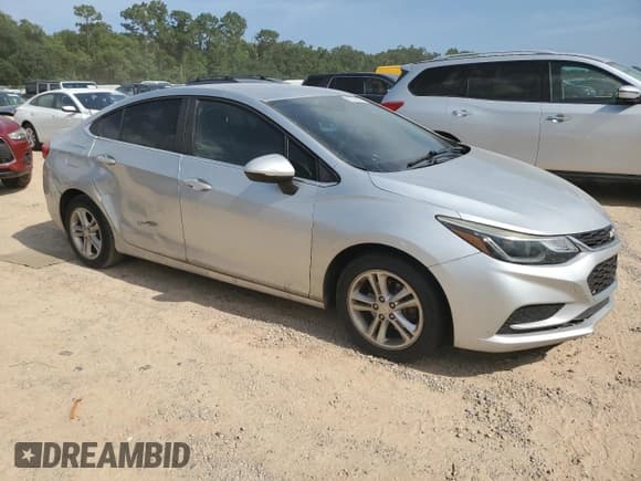 ✅ 2018 Chevrolet Cruze LT • VIN: 1G1BE5SM3J7111151 • Lot: 62748995. Listed on Copart with 110,698 mi. Free auction sales archive from the USA and detailed vehicle history report at DreamBid. Image 4.