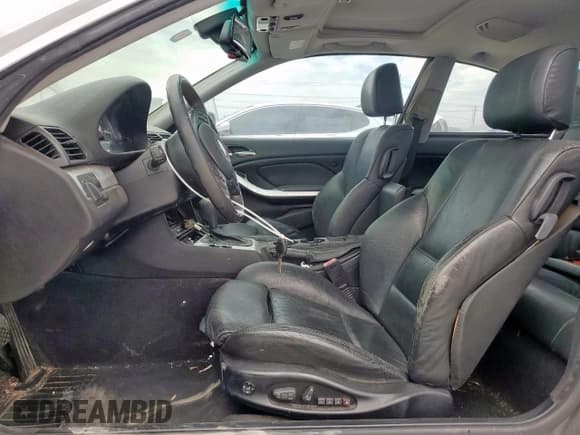 ✅ 2005 BMW 3 Series 330Ci • VIN: WBABD53475PL16094 • Lot: 67427395. Wystawiony na Copart z przebiegiem 147 211 mil. Bezpłatny archiwum sprzedaży aukcyjnych z USA i szczegółowy raport historii pojazdu na DreamBid. Zdjęcie 7.