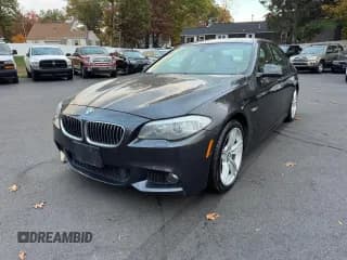 ✅ 2013 BMW 5 Series 535i xDrive • VIN: WBAFU7C52DDU69486 • Lot: 90585425. Wystawiony na Copart z przebiegiem 91 267 mil. Bezpłatny archiwum sprzedaży aukcyjnych z USA i szczegółowy raport historii pojazdu na DreamBid. Zdjęcie 1.