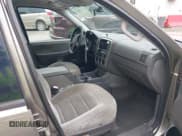 ✅ 2005 Ford Explorer XLT • VIN: 1FMZU73K05ZA64085 • Лот: 42717487. Опубликован ранее на IAAI с пробегом 184 495 миль. Бесплатный доступ к архиву аукционных продаж из США и подробный отчёт об истории автомобиля на DreamBid. Изображение 5.