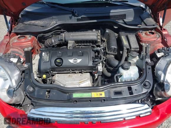 2011 MINI Hardtop with VIN WMWSU3C55BT181956, listed as a IAAI auction lot 42564011 with 106,430 mi miles and . Bid and sale history available at DreamBid. Image 10.