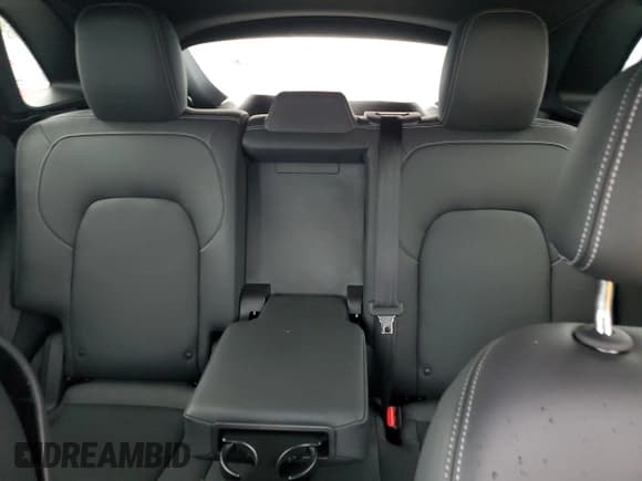 ✅ 2023 VinFast VF 8 Plus • VIN: RLLV1AFA7PH001723 • Lot: 47847685. Listed on Copart with 2,227 mi. Free auction sales archive from the USA and detailed vehicle history report at DreamBid. Image 10.