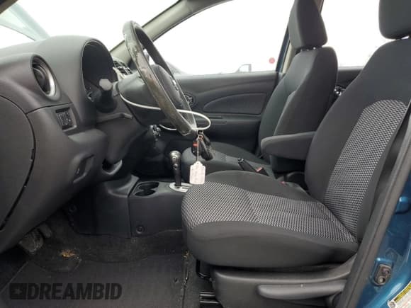 ✅ 2015 Nissan Micra S • VIN: 3N1CK3CP6FL268518 • Lot: 93388955. Wystawiony na Copart z przebiegiem 135 477 mil. Bezpłatny archiwum sprzedaży aukcyjnych z USA i szczegółowy raport historii pojazdu na DreamBid. Zdjęcie 7.