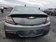 ✅ 2017 Chevrolet Volt LT • VIN: 1G1RA6S58HU205983 • Lot: 85702974. Wystawiony na Copart z przebiegiem 105 890 mil. Bezpłatny archiwum sprzedaży aukcyjnych z USA i szczegółowy raport historii pojazdu na DreamBid. Zdjęcie 6.