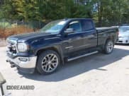 ✅ 2018 GMC Sierra 1500 SLE • VIN: 1GTV2MEC3JZ120267 • Lot: 43194220. Wystawiony na IAAI z przebiegiem 73 010 mil. Bezpłatny archiwum sprzedaży aukcyjnych z USA i szczegółowy raport historii pojazdu na DreamBid. Zdjęcie 17.